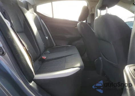 2021 Nissan Versa Sv z USA, uszkodzony, nr VIN 3N1CN8EV4ML829103